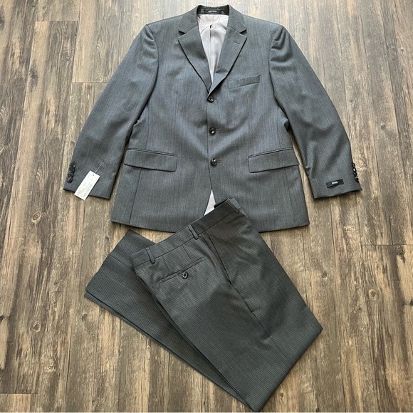 NWT Hugo Boss Pinstripe Gray 3Button Suit Scorsese Movie Hollywood Unhemmed - Picture 3 of 17